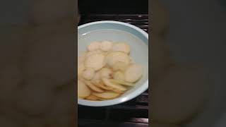 Dehydrating Potatoes  SO Easy No preservatives like from the box Shorts [upl. by Carpet]