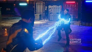 Black Lightning first fight with Despero  The Flash 8x03 Armageddon Part 3 [upl. by Aisyle604]