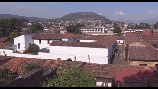 Patzcuaro Michoacan Recorrido Por El Andador Madrigal De Las Altas Torres [upl. by Eisnyl]