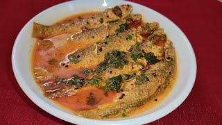 Shorshe Parshe Parshe Macher Jhal Shorshe Bata DiyeParshe Macher Recipe Bengali Parshe Fish Curry [upl. by Akimrehs]