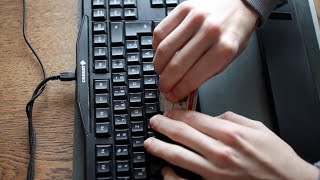 How to Tasten Kappen entfernen bei einer mechanischen Tastatur [upl. by Hcirteid]