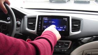 HowTo Preset Radio Stations in a Honda [upl. by Denys]