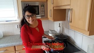 De Indonesische keuken Maureen Sajur Lodeh [upl. by Naicad54]