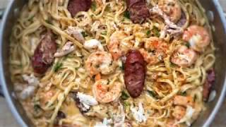 THE BEST SEAFOOD BOIL PASTA [upl. by Templas]