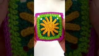 Sun motif easy crochet granny square for beginners  Free crochet pattern [upl. by Lennon]