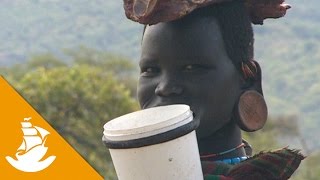 Mundari Tribe Use Cow Urine To Dye Levison Woods Hair  Levison Wood Walking The Nile [upl. by Halyk291]