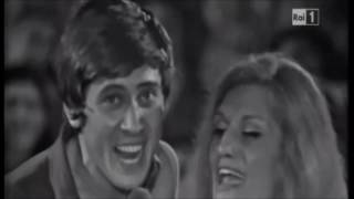 Gianni Morandi amp Dalida  Medley [upl. by Naget]