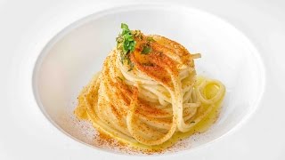 Spaghetti aglio olio e peperoncino di Alessandro Negrini  Il Luogo di Aimo e Nadia [upl. by Bonne]