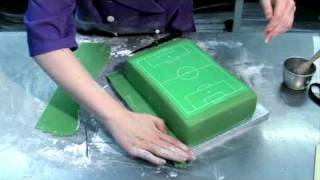 How to make a football pitch cake [upl. by Dewayne746]