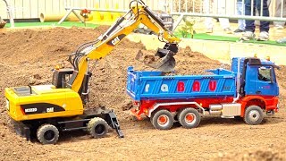 RC CONSTRUCTION MODELS amp RC TRUCKS IN MOTION CAT MOBILE EXCAVATOR [upl. by Natalya938]