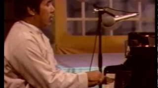 quotChit Tet Thu Ngwe Layquot Burmese Song by quotSann Da YarquotPiano Hla Htut on Myanmar TV 1987 [upl. by Marko]