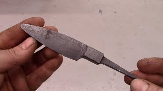 3 Minute Bladesmithing Lesson Forging an integral with no tooling [upl. by Anenahs604]