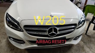 Mercedes Benz c class w205 airbag light RESET and emergency start [upl. by Lehteb]