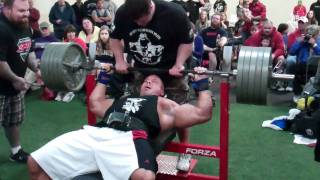 Stan Efferding Bench Pressing 500 Pounds for 7 Reps  1 Assisted [upl. by Web]