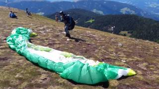 Decollo SPETTACOLARE con il Parapendio da Plan de Corones Kronplatz [upl. by Anelliw]