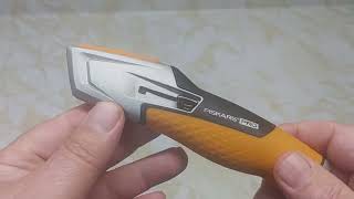 Fiskars Pro Retractable Utility Knife Review [upl. by Taka]