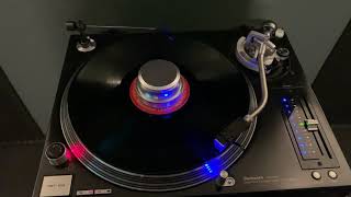 Technics SL1210M5G  Nagaoka MP200 [upl. by Katina615]