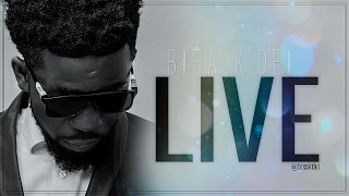 Bisa Kdei Performs Jwe live for the First Time [upl. by Inalaehak545]