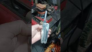 Leatherman Surge Função Serra para Madeira [upl. by Daphie384]