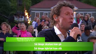 Allsång Bo Kaspers orkester – Så länge skutan kan gå  Lotta på Liseberg TV4 [upl. by Ahsini]