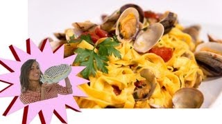 Tagliolini allUovo con le Vongole  Le Ricette di Alice [upl. by Eenaj]