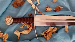 One Handed Oakeshott Type XIV Arming Sword Honshu Review [upl. by Noyerb]