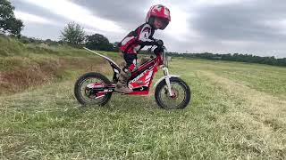 Oset bikes Oset 16r Practicing some wheelie’s and jumps crashes wheelie oset osetbikes [upl. by Ennoirb440]