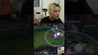 Team bạn đừng bao giờ đập trụ của Hiếu Leblanc nhá leagueoflegends boxstudio hieuleblanc shorts [upl. by Adner263]