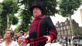 Beefeater Imitates Trump during guided tour around the Tower of London [upl. by Aurelio]