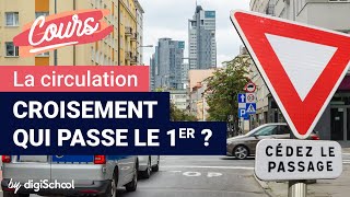 Croisement qui passe le premier   Code de la route [upl. by Ahseym]