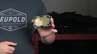 Trayvax Armored Summit Metal Wallet Review AWESOME Minimalist Wallet [upl. by Aihc710]