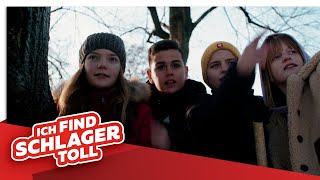 Schlagerkids  Mit 13 hat man noch Träume Offizielles Musikvideo [upl. by Stanwinn]