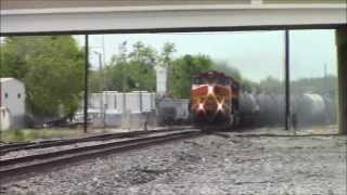 Railfanning BNSF in Rosenberg TX 4713 [upl. by Ainslee58]