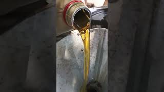 Understanding engine oils 5W30 Vs 5W40 shorts short fyp [upl. by Otrebtuc]