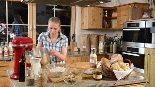 INTRO  Backen mit Christina [upl. by Ring]