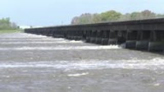 Floodway to open as rains swell Mississippi river [upl. by Brianna]