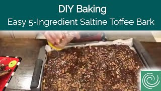 DIY Baking Easy 5Ingredient Saltine Toffee Bark with Elda [upl. by Annmaria]