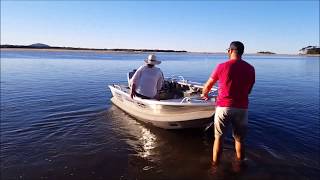 AWESOME BOAT STABILIZER  Australia [upl. by Alrrats]