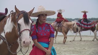 MexicanAmerican escaramuzas transcend borders with cultural tradition of choreographed horse rid… [upl. by Eidna692]