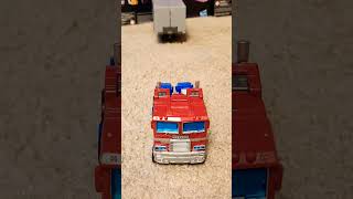 Transformers Earthrise Optimus Prime [upl. by Ayikin725]