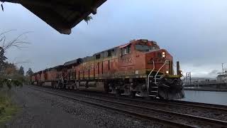 Northbound BNSF Empty Grain Train BLAST THROUGH the Steilacoom Ferry Terminal [upl. by Eilyw]