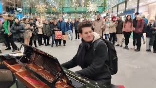 Are these the biggest Hits of 2023 Crazy piano medley in Munich shopping mall – Thomas Krüger [upl. by Nnaassilem]