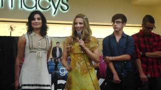 Glee Promo Mall Tour 2009 Chicago QampA [upl. by Delly]