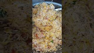 Lazeez chicken biryani 😍 food [upl. by Itra]