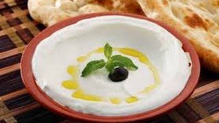 How To Make Labneh Lebanese Cream Cheese  طريقة سهلة لتحضير اللبنة Strained yogurt [upl. by Ruttger873]