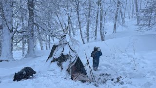 WINTER STORM SURVIVAL in 21°C HEAVY SNOW [upl. by Nitsew]