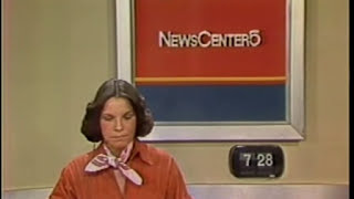 WMAQ Channel 5  NewsCenter5 Update Break amp Today Show Excerpt 12231975 [upl. by Renckens]