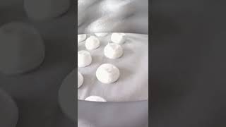 Meringue et ganache chocolat noir recette biscuit food cuisine recettefacile cooking [upl. by Anelej]