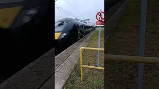 GWR 800018 amp 800011 passing Newbury Racecourse 281024 [upl. by Blinni]