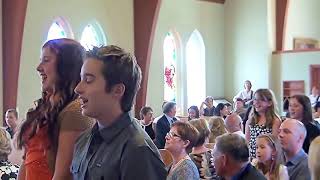 Flash Mob  Sing quotChapel of Lovequot at a Wedding Ceremony HD 🎵💃🏽 [upl. by Neelyar]